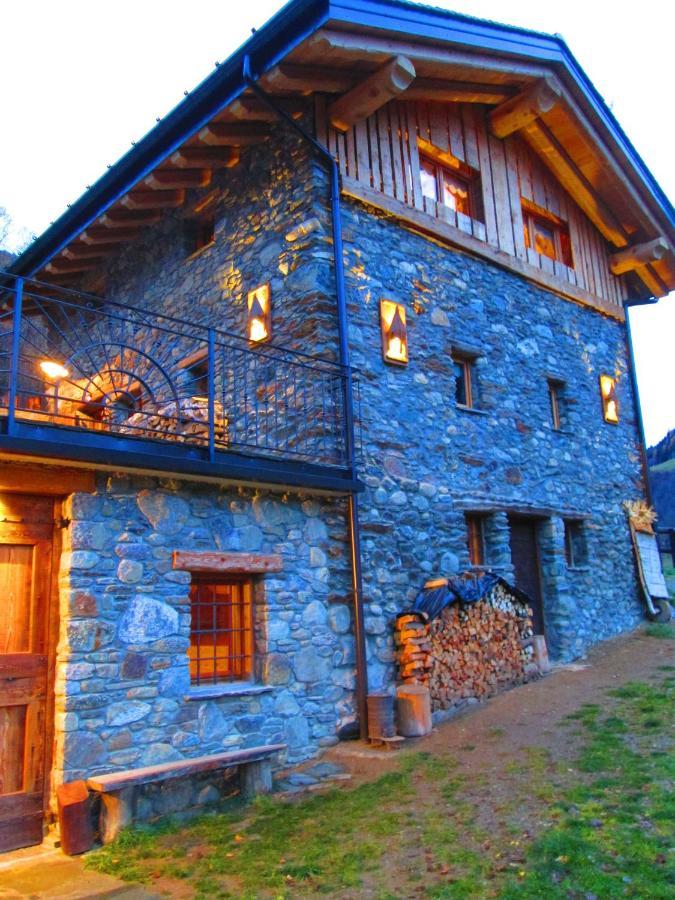 Chalet Cuore Selvatico Monno Exterior foto