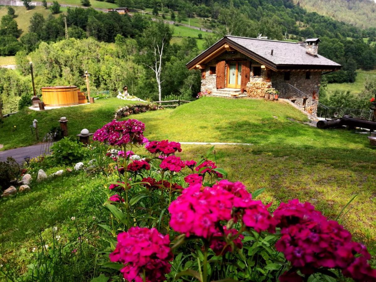 Chalet Cuore Selvatico Monno Exterior foto